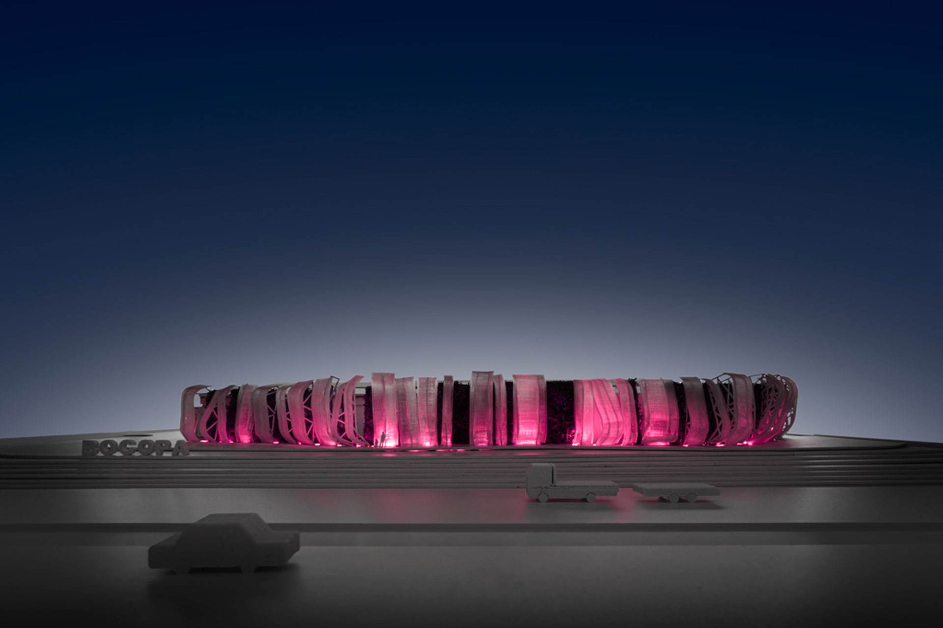 Concurso de rehabilitación de fachada bodegas Bocopa. Maqueta iluminada